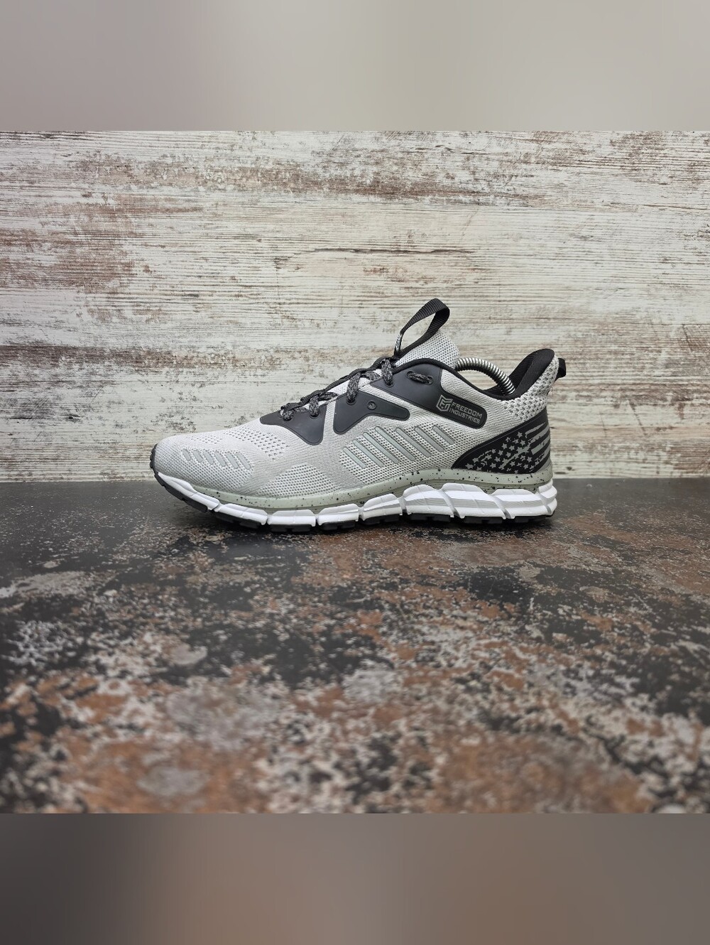 Mens Freedom Industries XP1-RT Athletic Shoes Sz 9 Used